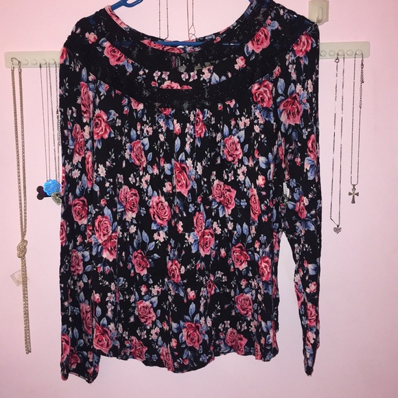 Faded Glory Tops - EUC Black Floral Blouse with Lace Detail